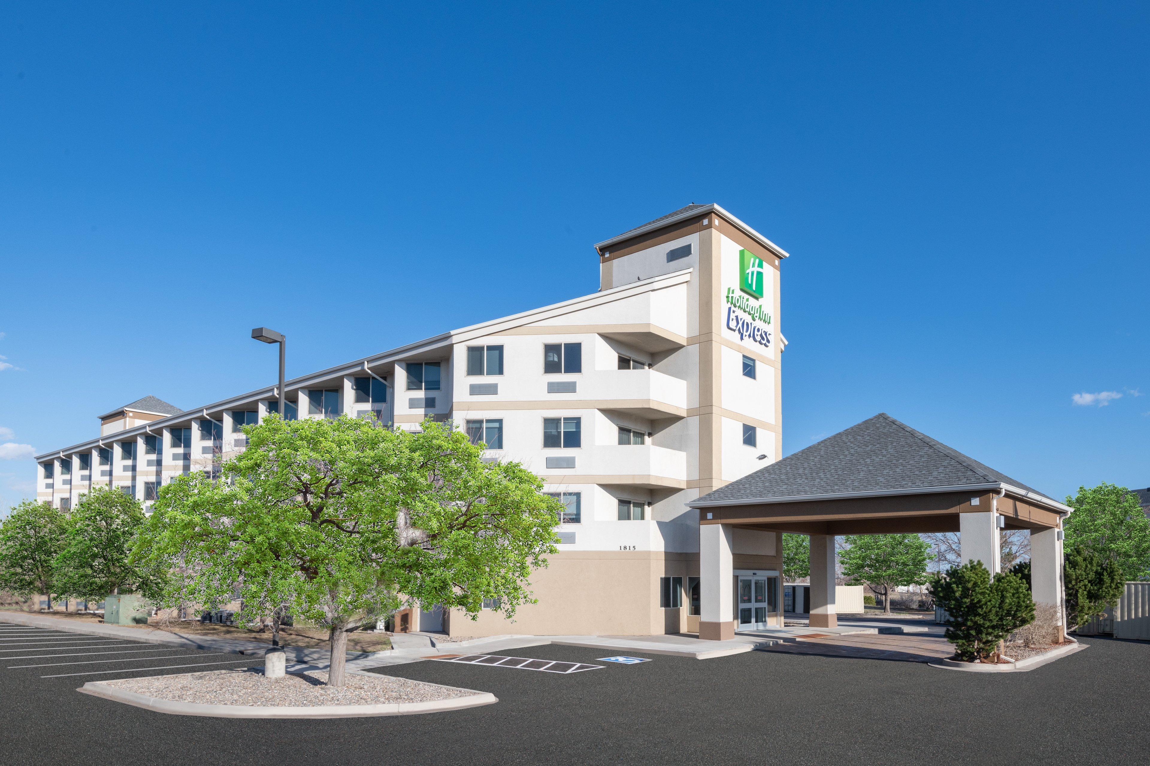 Holiday Inn Express & Suites Colorado Springs-Airport By Ihg Exterior foto